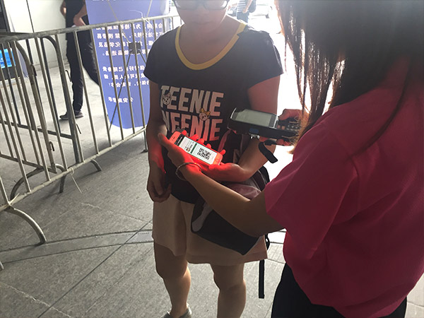 5b6d5545c3c1e.jpg zbh-2.jpg